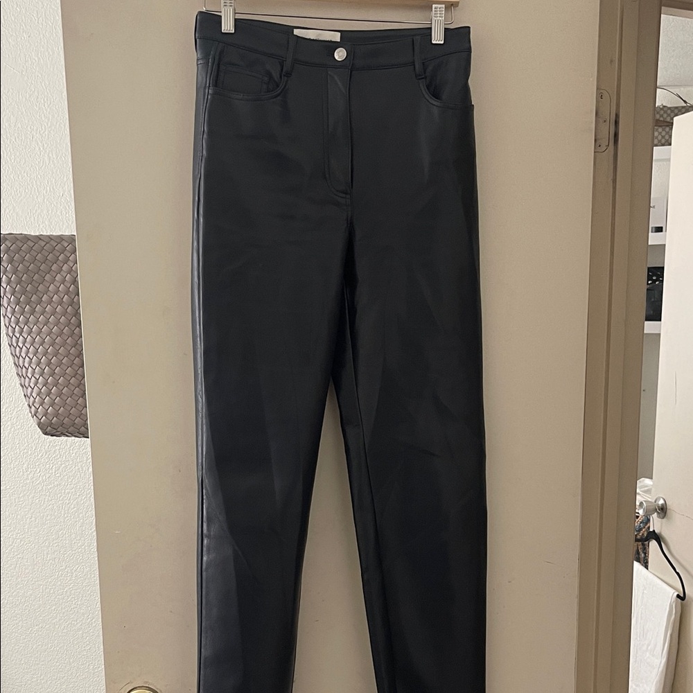 Aritzia Melina pant in color Admiral